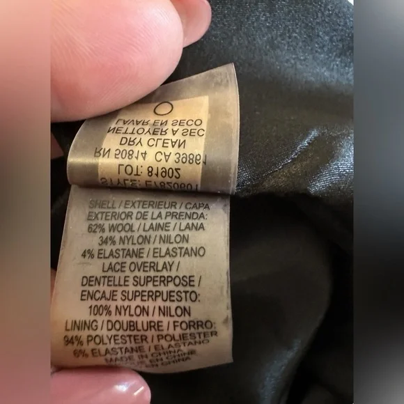 Elie Tahari Black Lace Dress Size 10 - Picture 6 of 9